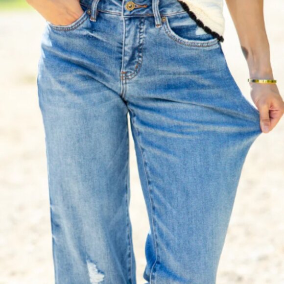 Mid Rise Stretch Crop Distressed Flare Bottom Cut Rough Edge Jeans - 29 NWT - Picture 1 of 14